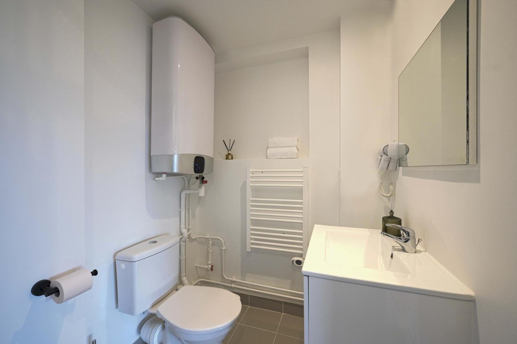Modern Bright Apartment In Appart'Hotel Saint-Maur-des-Fossés Esterno foto